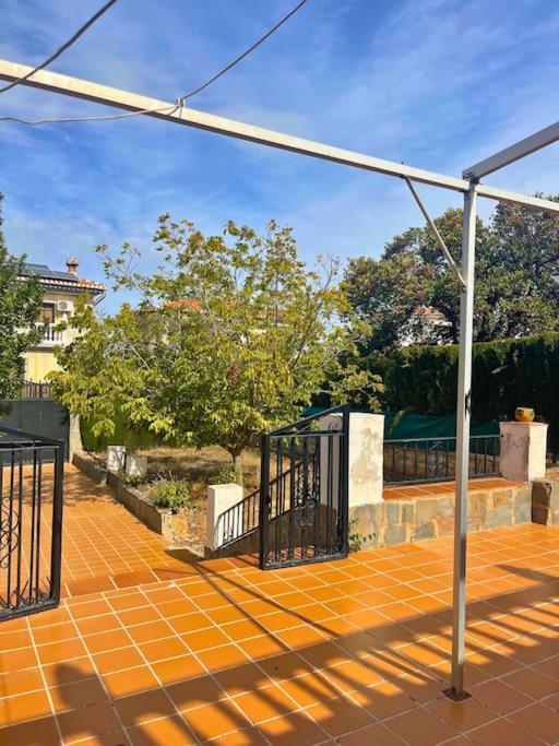 הוילה Casa Con Jardin En Ogíjares מראה חיצוני תמונה