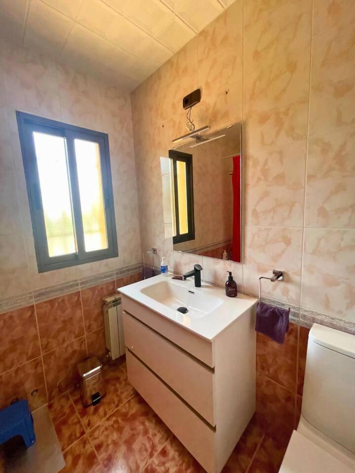 הוילה Casa Con Jardin En Ogíjares מראה חיצוני תמונה