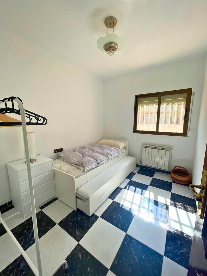 הוילה Casa Con Jardin En Ogíjares מראה חיצוני תמונה