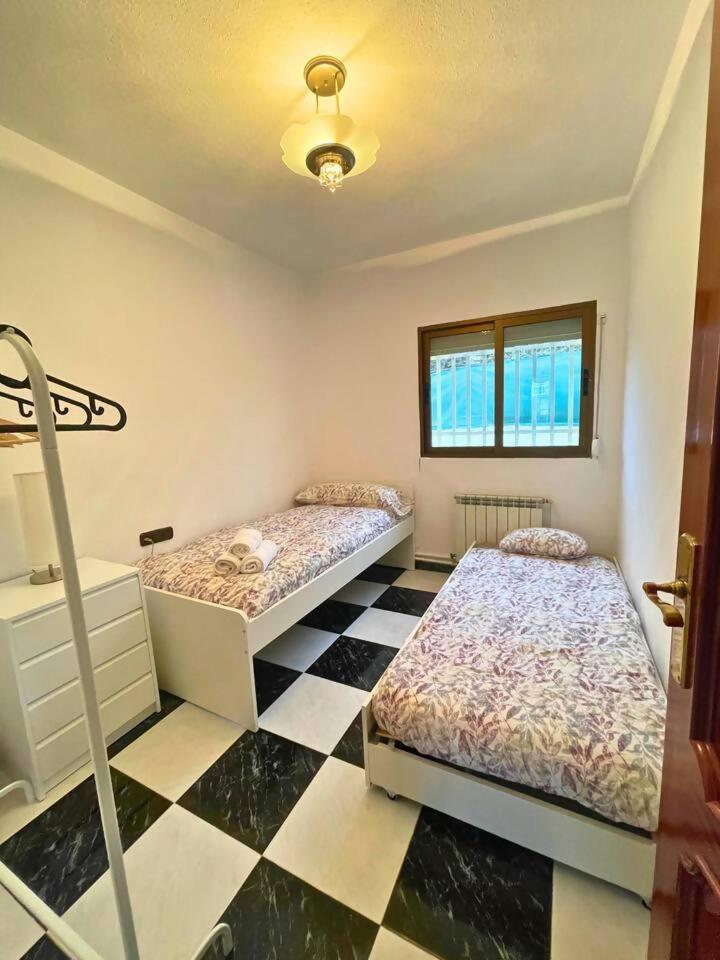 הוילה Casa Con Jardin En Ogíjares מראה חיצוני תמונה