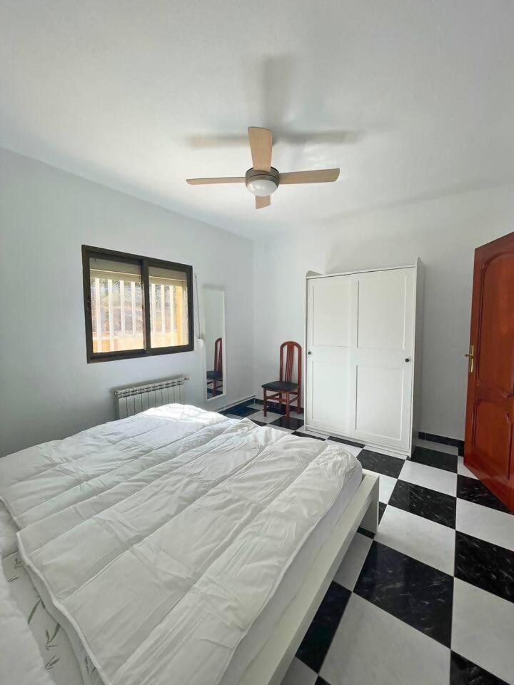 הוילה Casa Con Jardin En Ogíjares מראה חיצוני תמונה